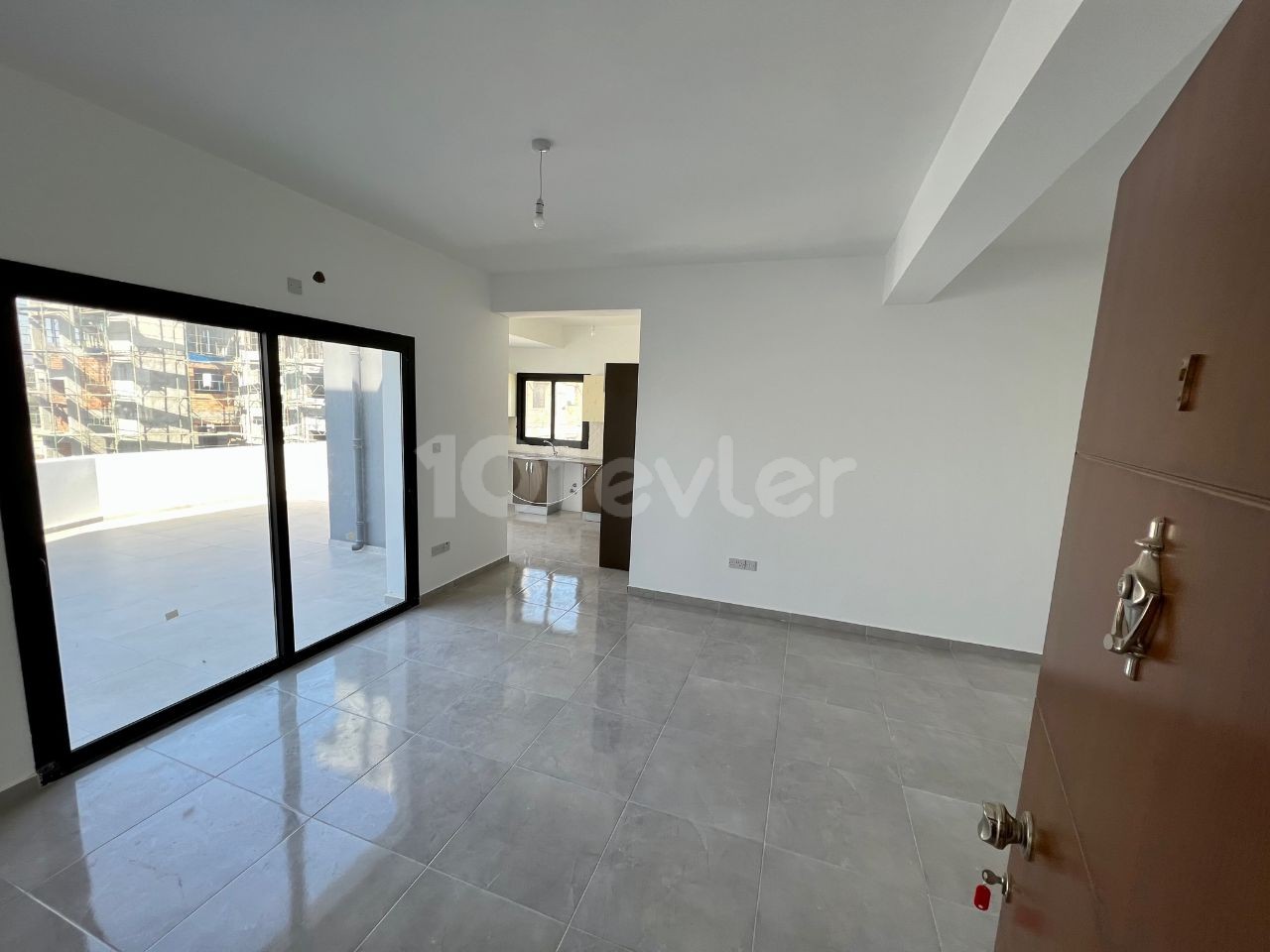 LEFKOŞA GÖNYELİ 'de SATILIK 2+1 PENTHOUSE DAİRELER ! (kuzey - batı ve güney - doğu)