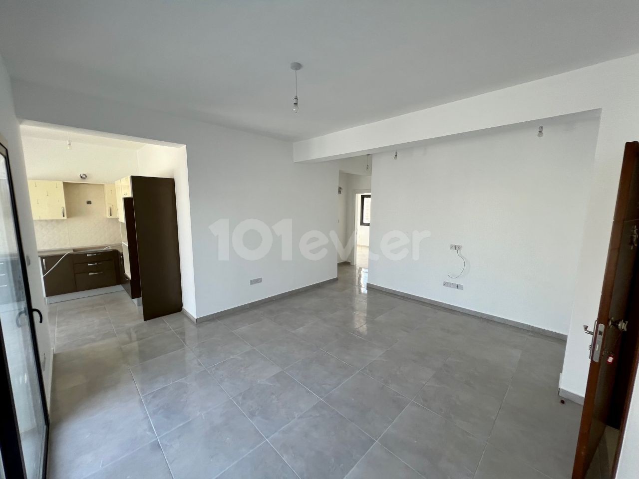 LEFKOŞA GÖNYELİ 'de SATILIK 2+1 PENTHOUSE DAİRELER ! (kuzey - batı ve güney - doğu)