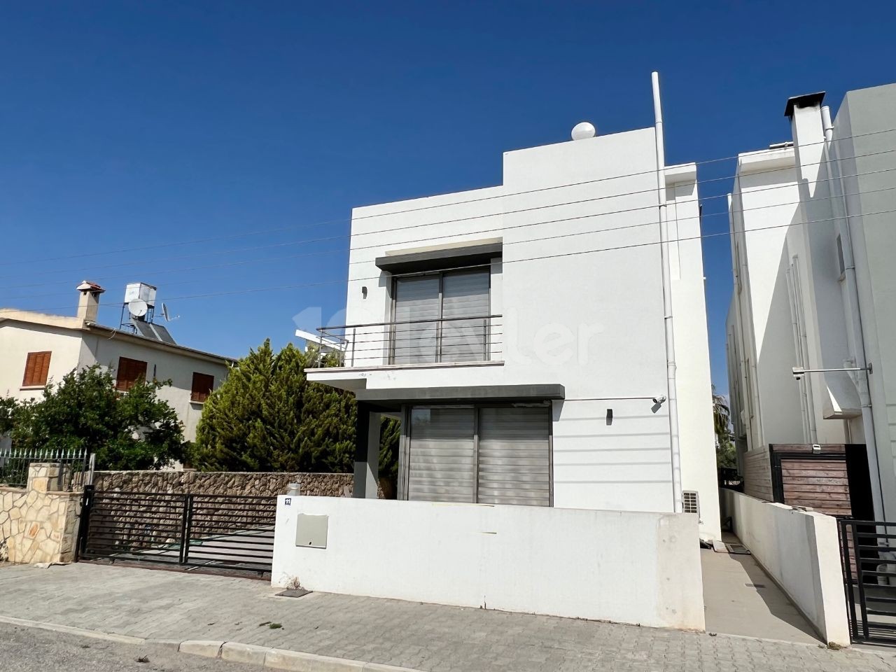 3+1 VOLLSTÄNDIG MÖBLIERTE TÜRKISCHE VILLA IN NICOSIA YENİKENT, MEHRWERTSTEUER UND TRANSFORMATOR BEZAHLT!