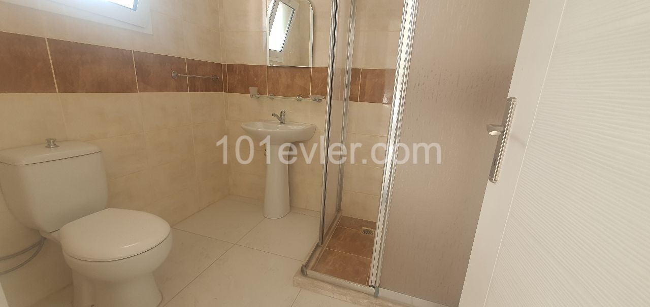 KYRENIA £200 UNFURNISHED FLAT FOR RENT ** 