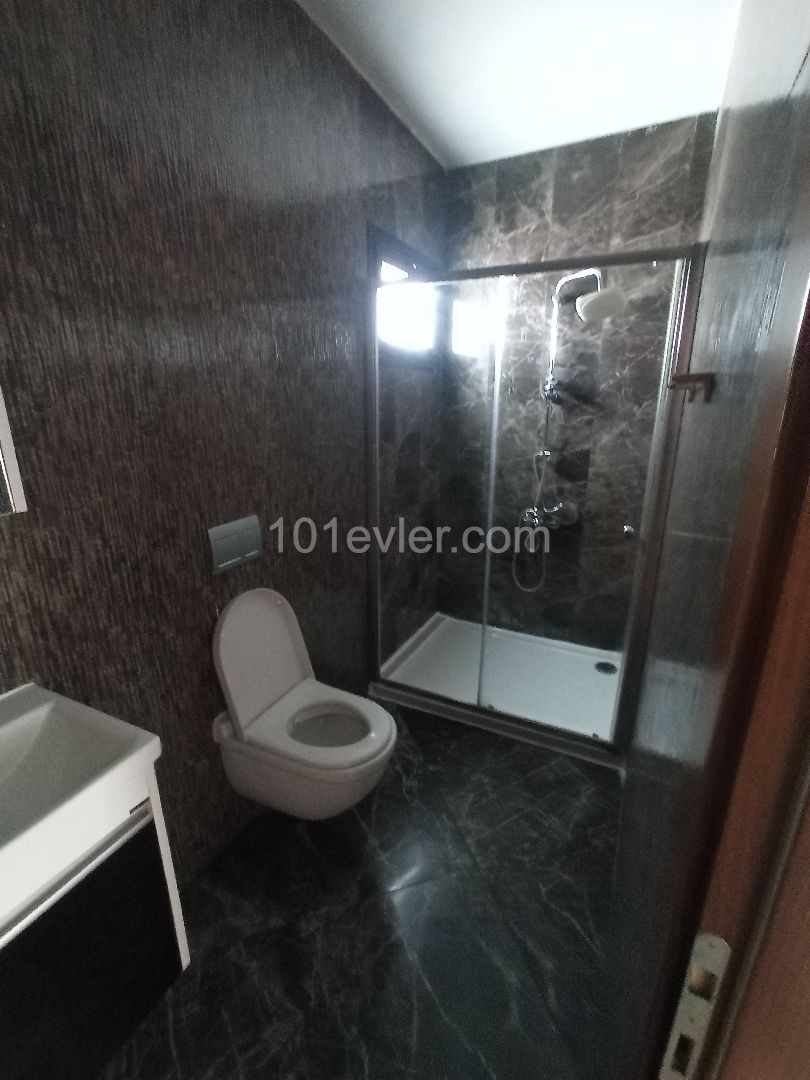 Girne merkezde 3+1 full + full eşyalı kiralık