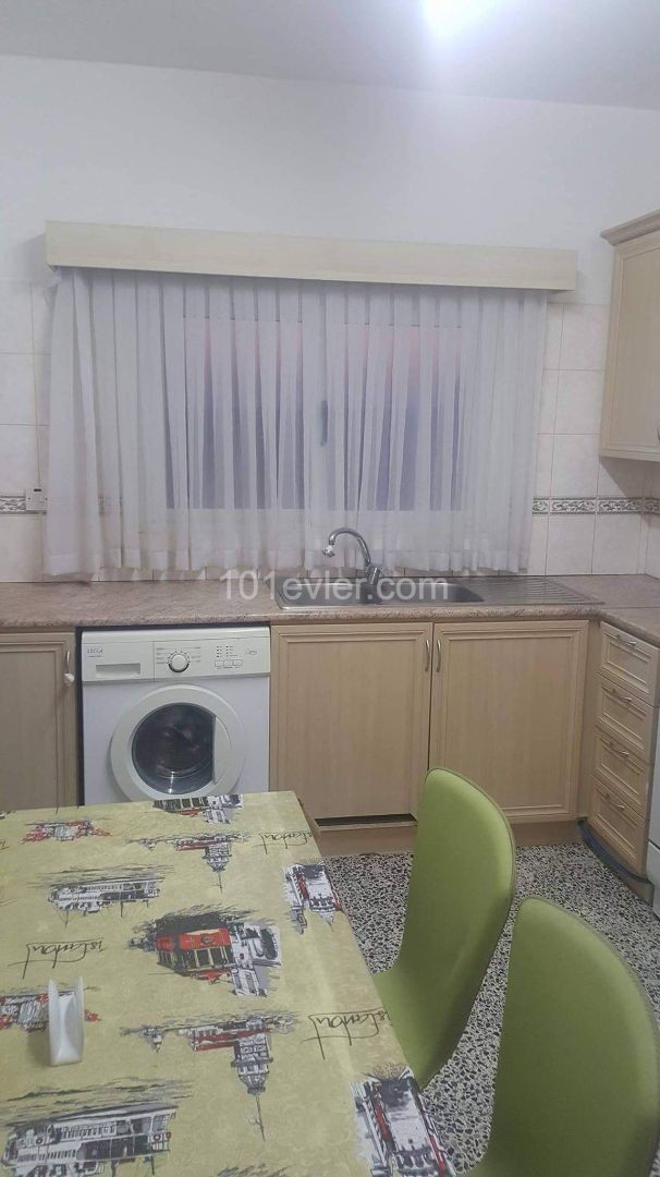 2+1 spacious flat in the center of Nicosia Gonyeli ** 