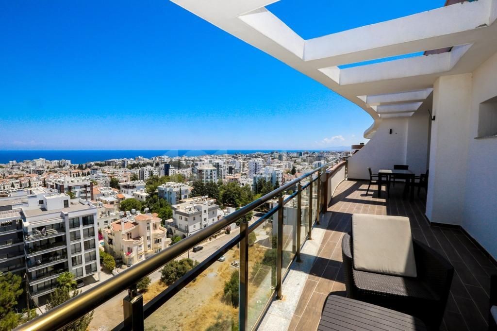 3+1 Penthouse zur Miete in Kyrenia