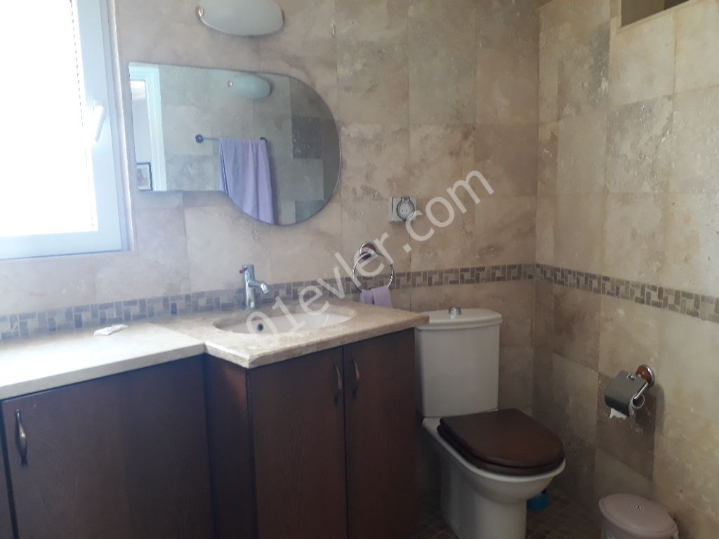 Girne Doğanköy de  Özel Yüzme Havuzlu Satılık 4+1 Villa REF 121