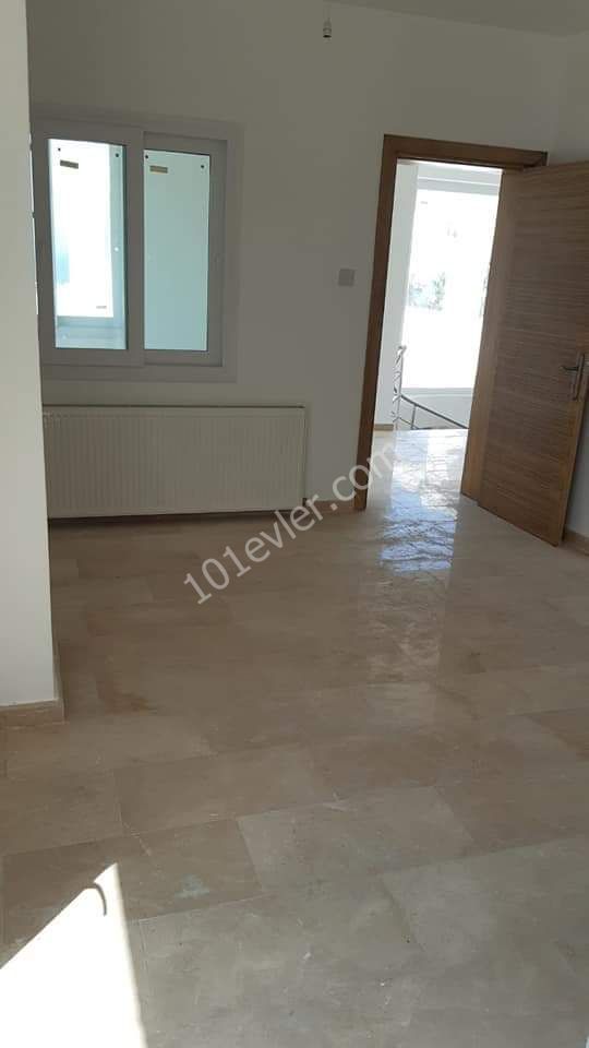 4+1 VILLA ZU VERKAUFEN IN KYRENIA OZANKÖY DE TURK KOCHANLI REF157 ** 