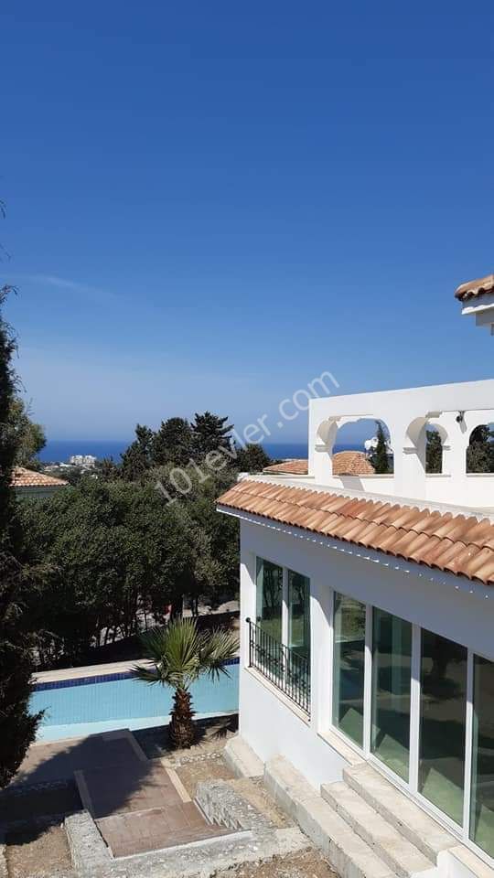 4+1 VILLA ZU VERKAUFEN IN KYRENIA OZANKÖY DE TURK KOCHANLI REF157 ** 