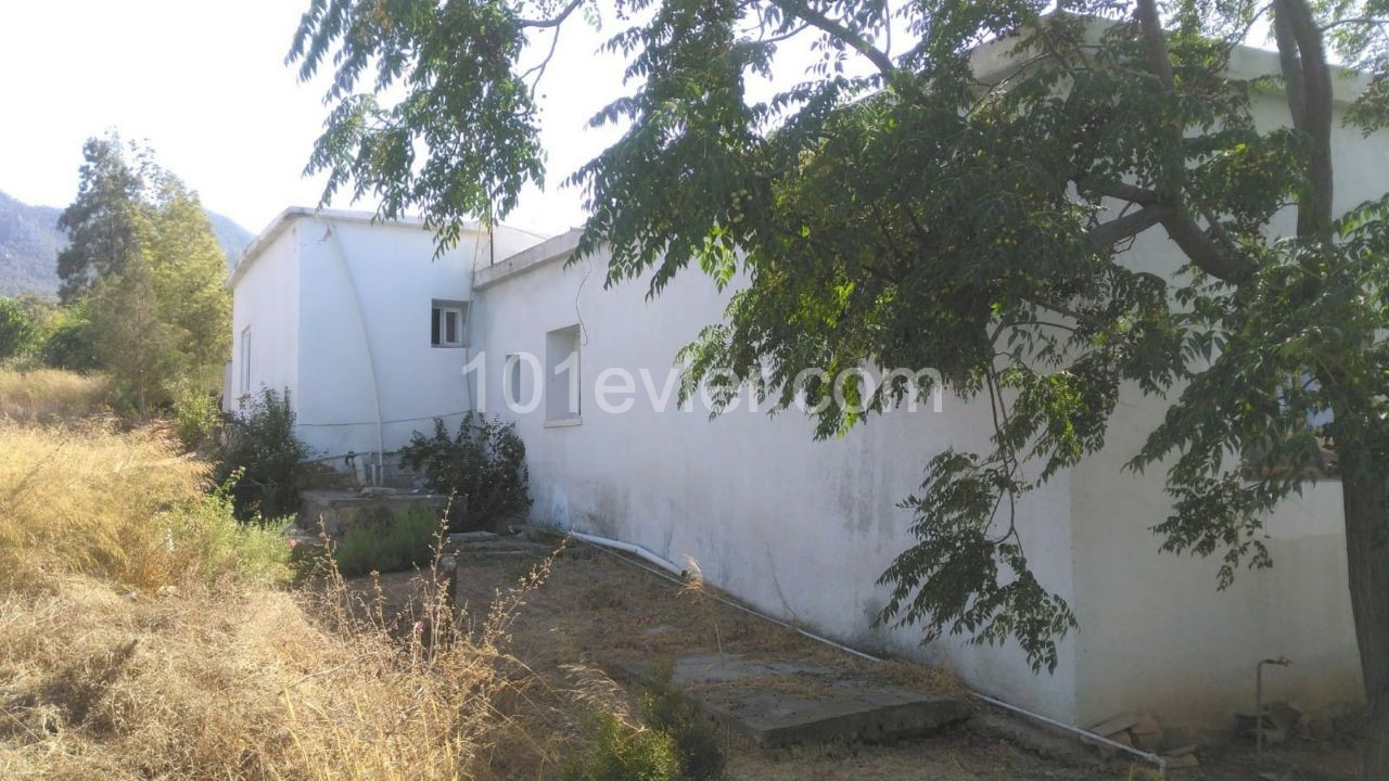 4+1 DETACHED HOUSE FOR SALE IN KYRENIA ESENTEPE REF1015 ** 