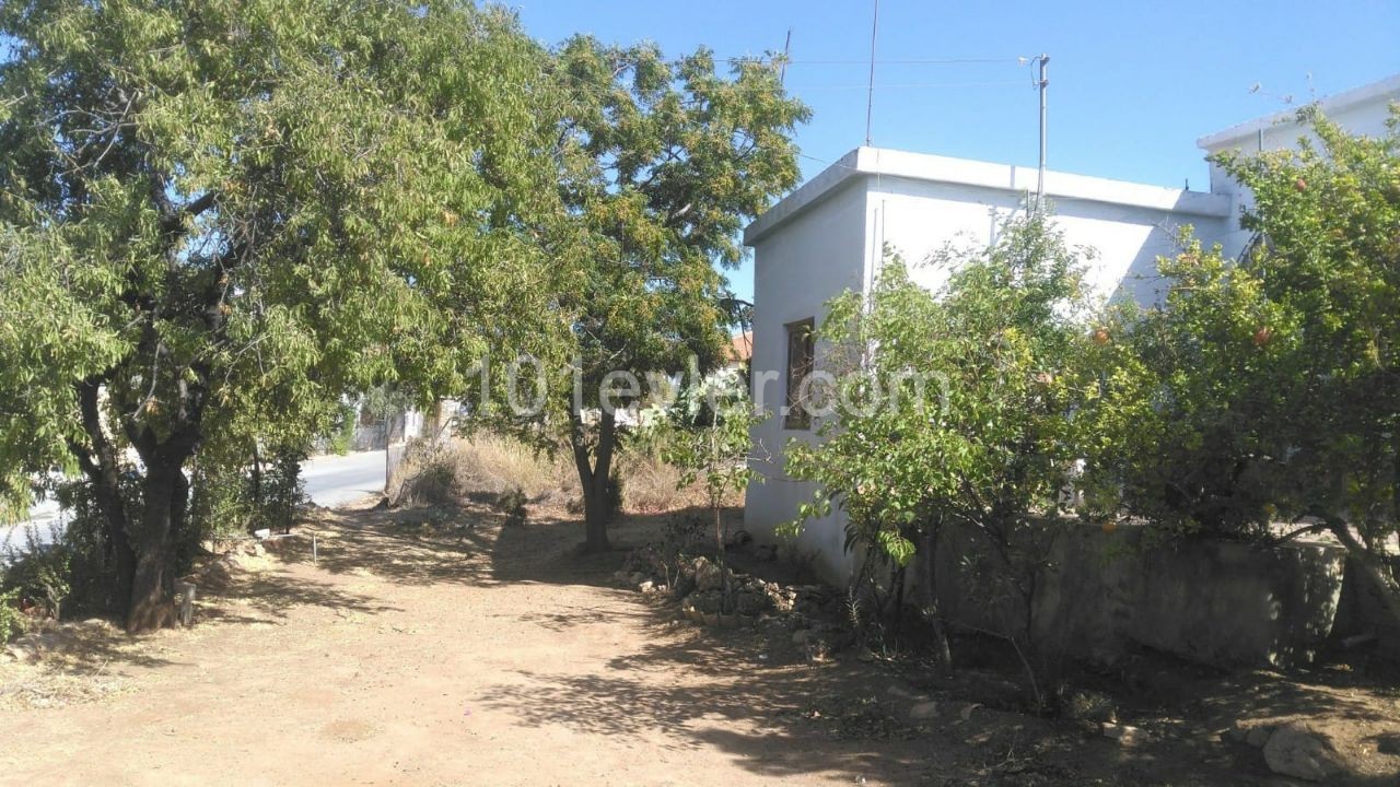 4+1 EINFAMILIENHAUS ZU VERKAUFEN IN KYRENIA ESENTEPE REF1015 ** 