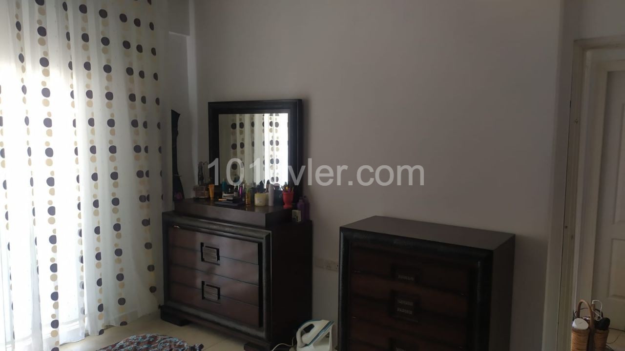 3+1 WOHNUNG ZU VERKAUFEN IN KYRENIA BOSPORUS REF1026 ** 