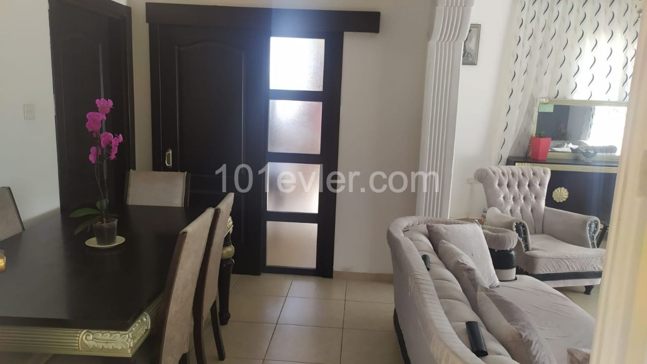 GİRNE  BOĞAZ BÖLGESİNDE SATILIK 3+1 DAİRE REF1026