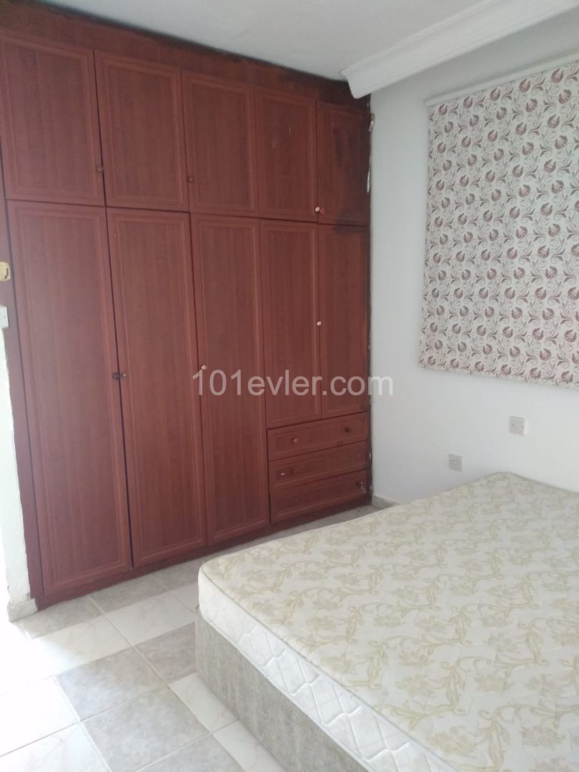 GİRNE ALSANCAK'DA  TATİL KÖYÜ İÇERİSİNDE KİRALIK 1+1 DAİRE REF1048