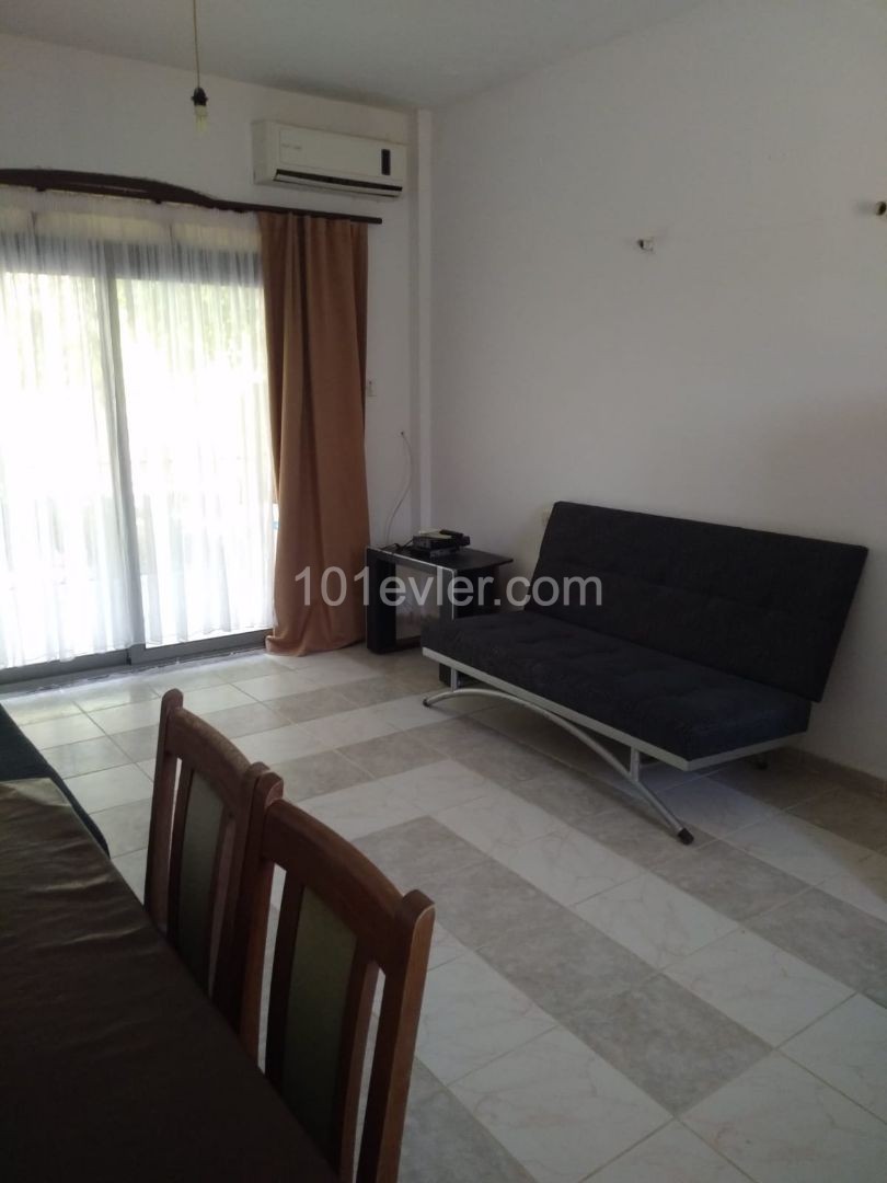 GİRNE ALSANCAK'DA  TATİL KÖYÜ İÇERİSİNDE KİRALIK 1+1 DAİRE REF1048