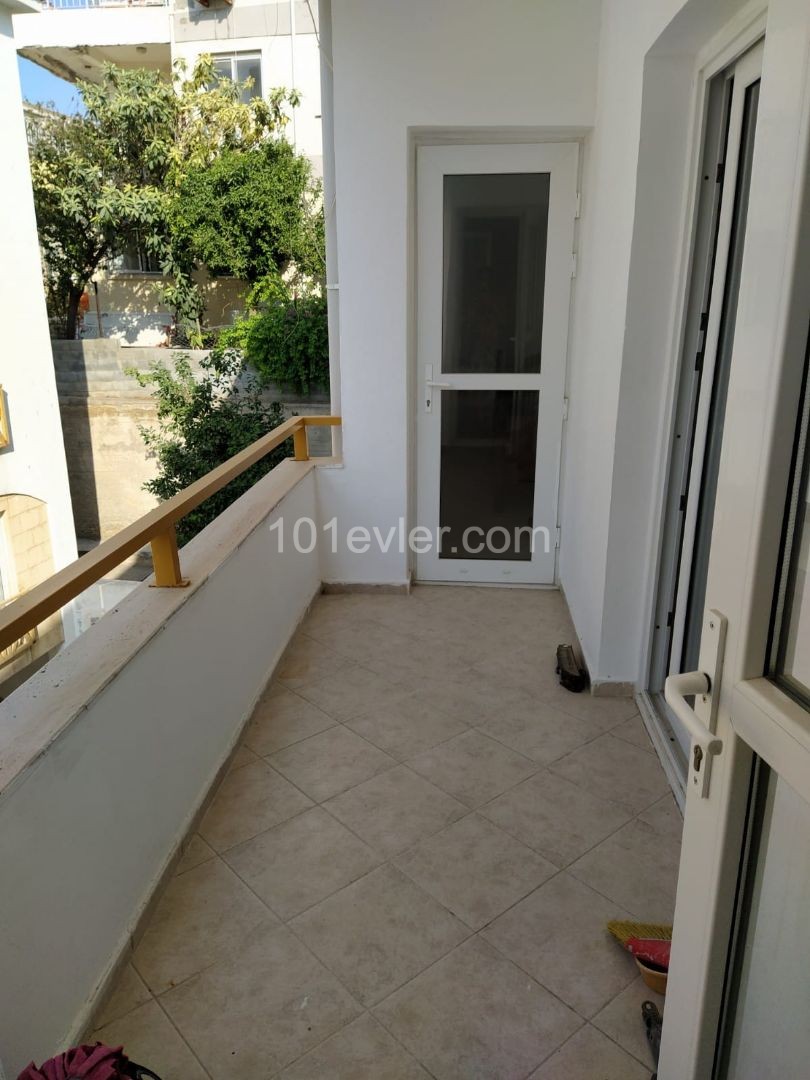 3+1 FLAT FOR SALE IN KYRENIA NEW PORT CIRCA ** 