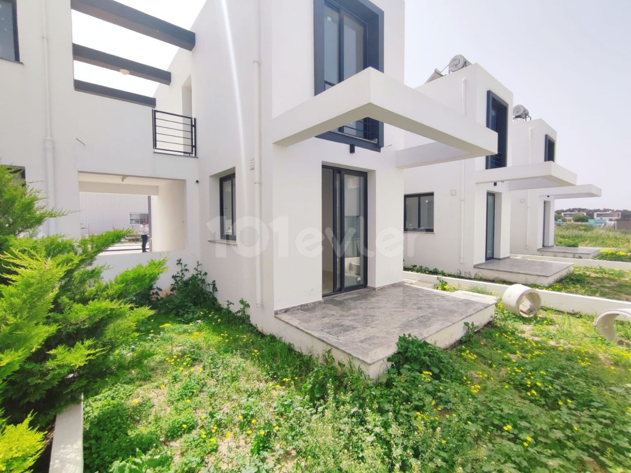 VILLAS FOR SALE IN KYRENIA CHATALKOY ** 