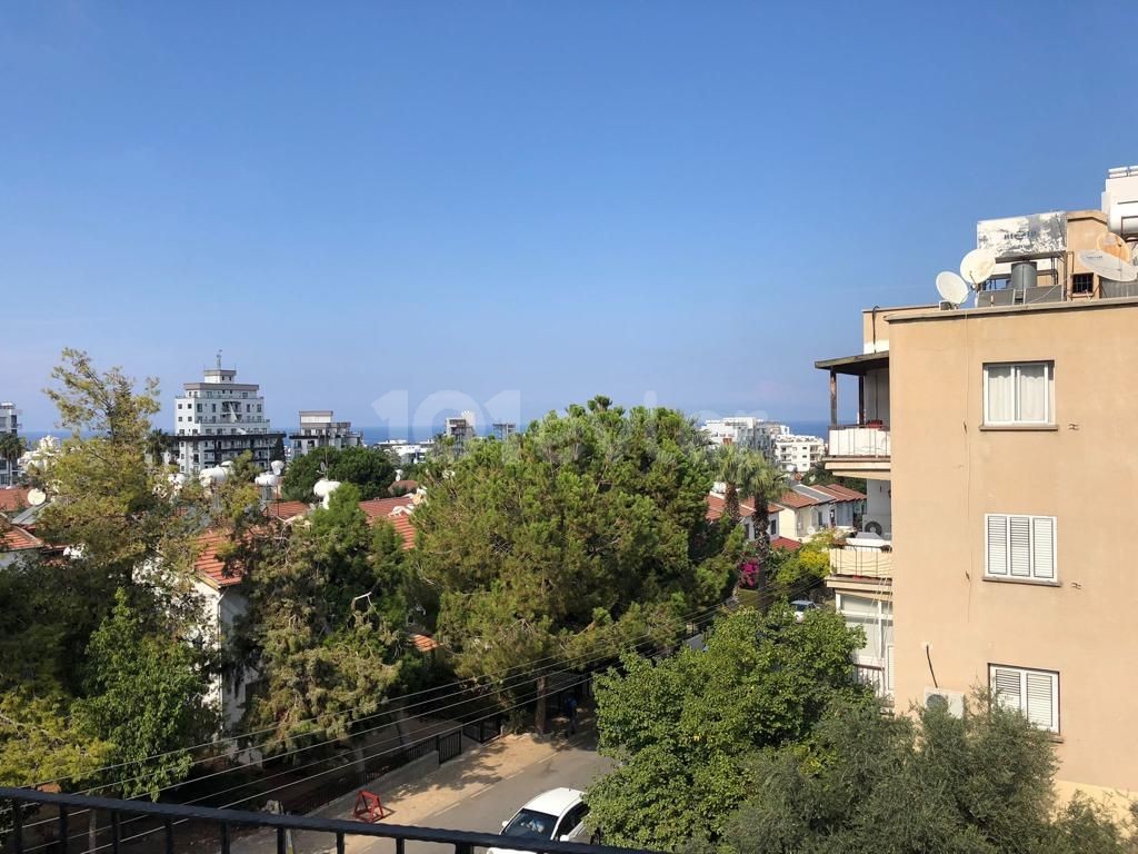 Komplettes Gebäude Kaufen in Yukarı Girne, Kyrenia