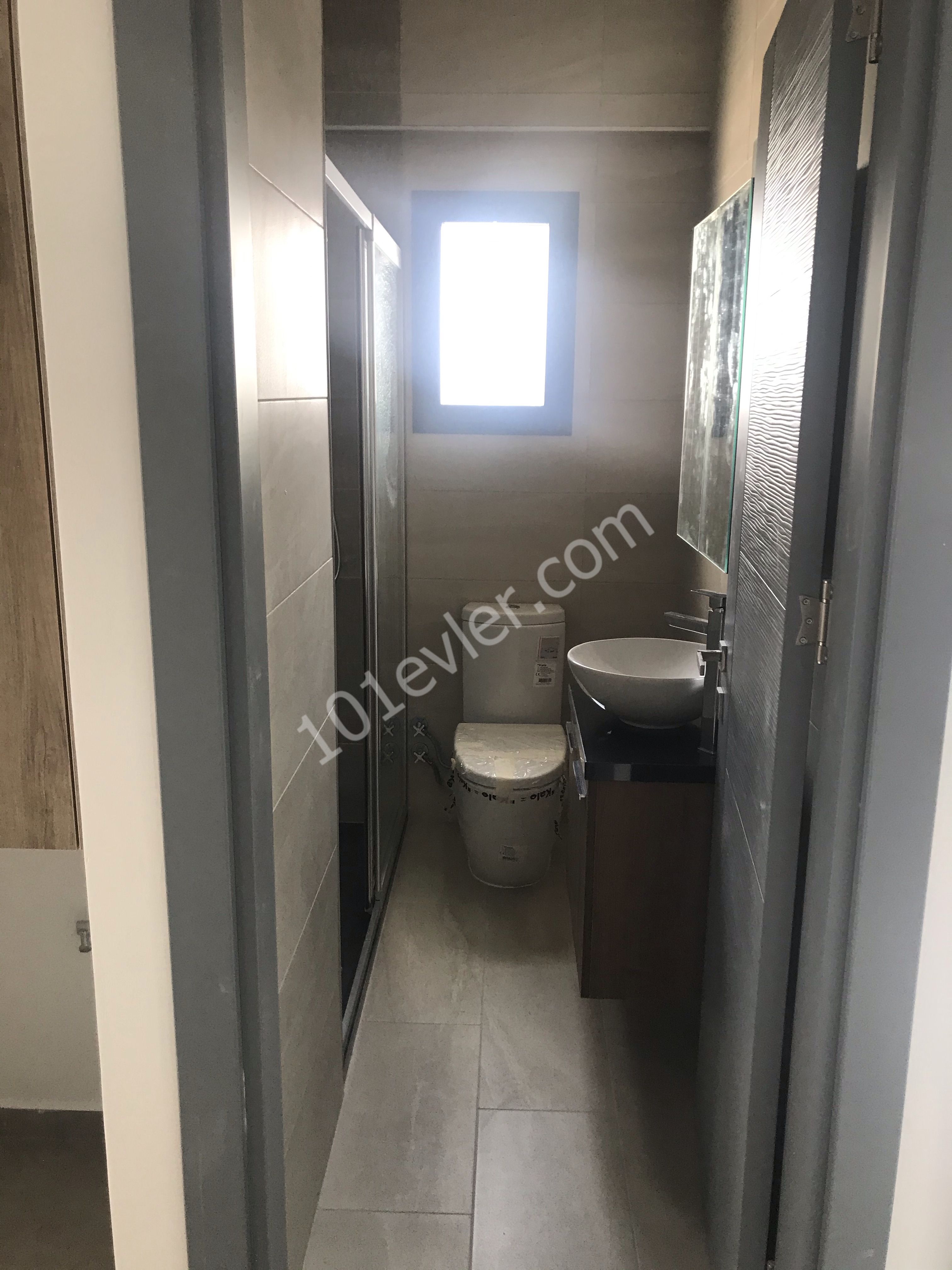 Lefkoşa Gönyeli’de Lüks 2+1 95+30 m2 Penthouse  64.900 STG