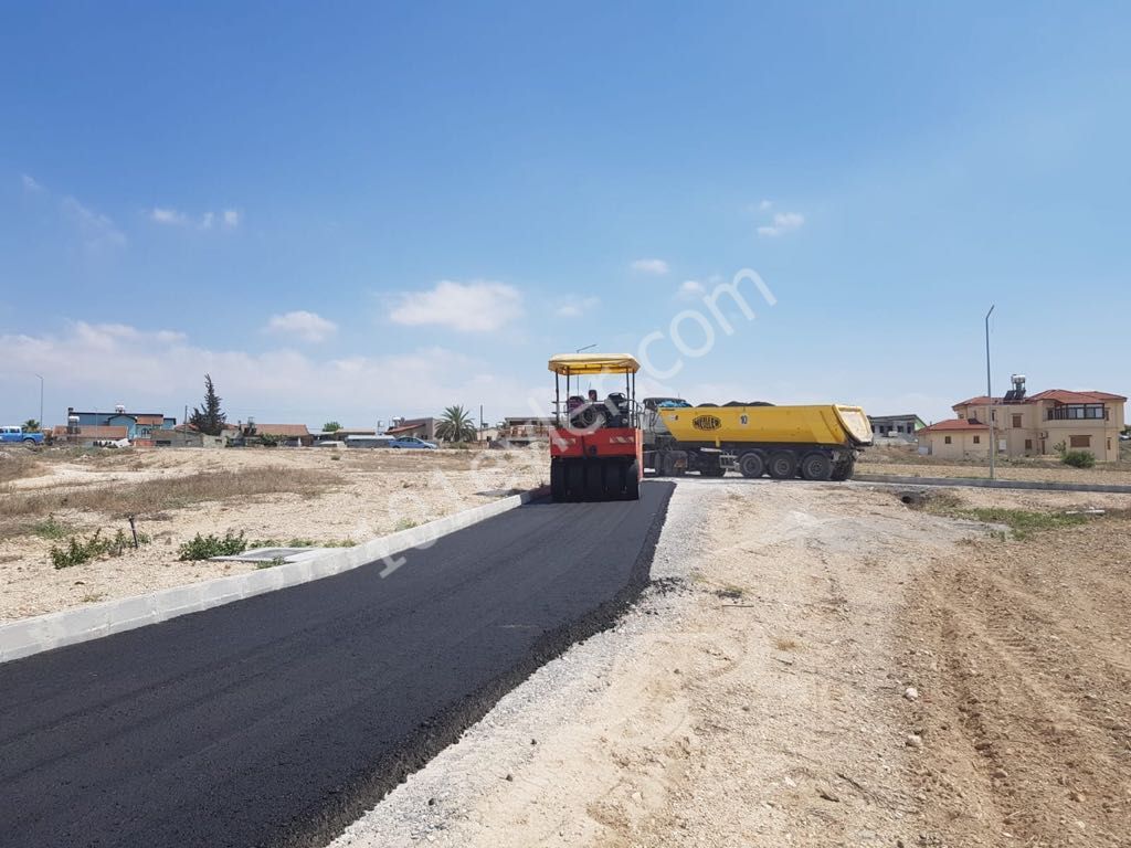 فرصت های سرمایه گذاری, زیرساخت ها و بلال کالاهای ترکیه اماده 25.000 استگ در روستای مریک در نیکوزیا ** 