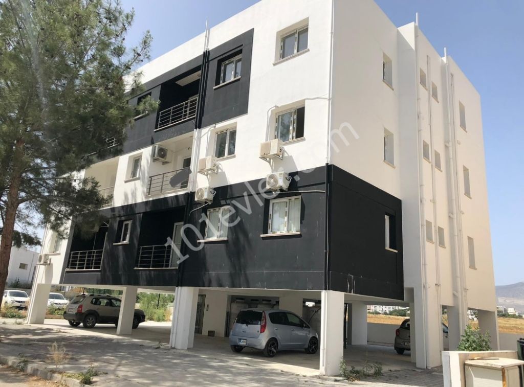 Lefkoşa Küçük Kaymaklı'da 2+1 Full Eşyalı Aylık Ödemeli Kiralık Daire 300 STG