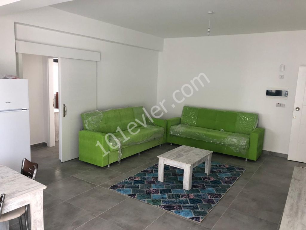 Lefkoşa Gönyeli'de Full Eşyalı Ultra Lüks Yeni 2+1 6 Aylık Ödemeli Kiralık Daire 300 STG