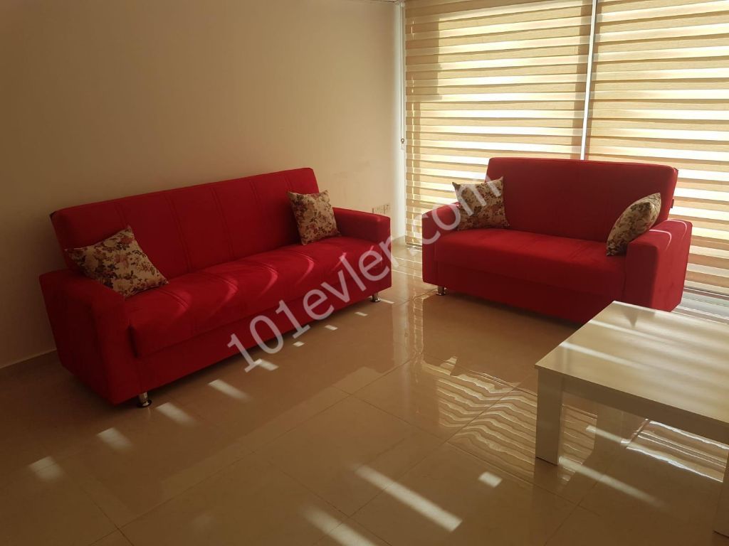 Lefkoşa Göçmenköy'de Full Eşyalı 3 Ay Peşin Ödemeli 2+1 Kiralık Daire 300 STG