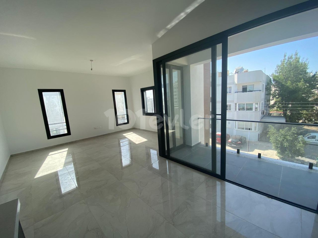 3+ 1 Apartment Of 128 m2 And 2+ 1 Penthouse Of 110+16 m2 Terrace For Sale In Ortakoy, Nicosia 78.000 STG ** 