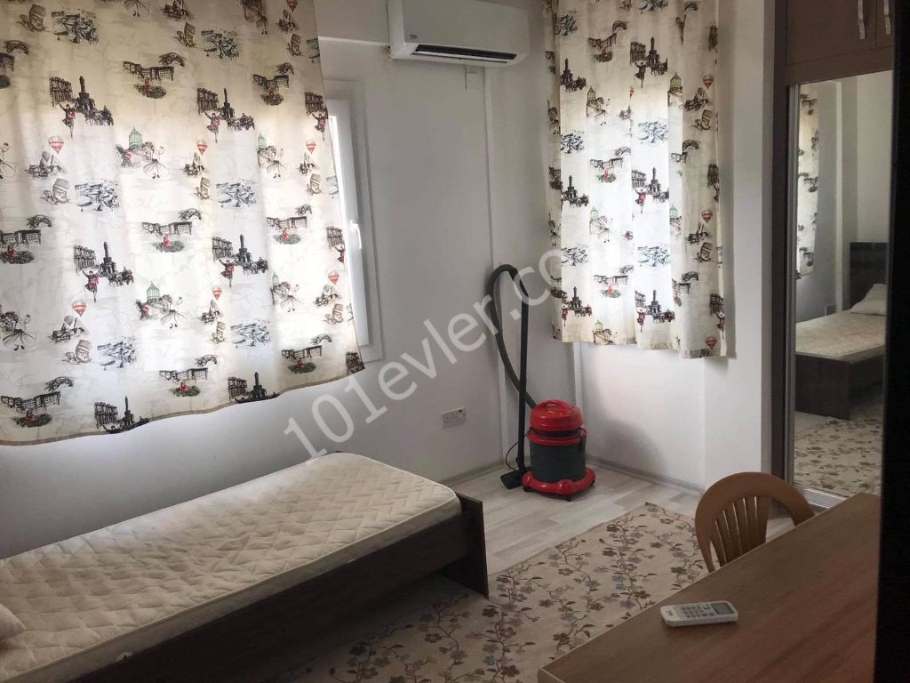 Lefkoşa Ortaköy'de Lemar Market Arkası Merkezi Konumda 2+1 Kiralık Daire 170 STG