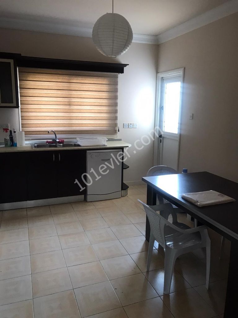 Lefkoşa Ortaköy'de 3+1 Full Eşyalı Aylık Ödemeli Kiralık Daire 2.500 TL