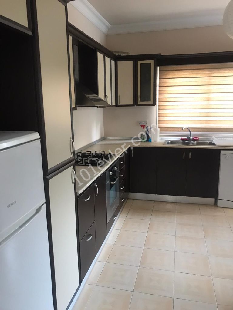 Flat To Rent in Ortaköy, Nicosia