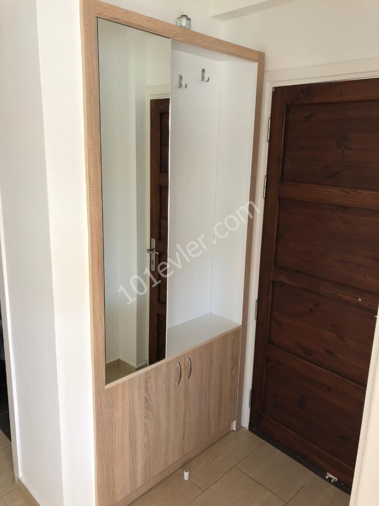 Lefkoşa Kızılbaş'ta 3+1 , Full Eşyalı , Ara Kat , Aylık Ödemeli Kiralık Daire 2.700 TL