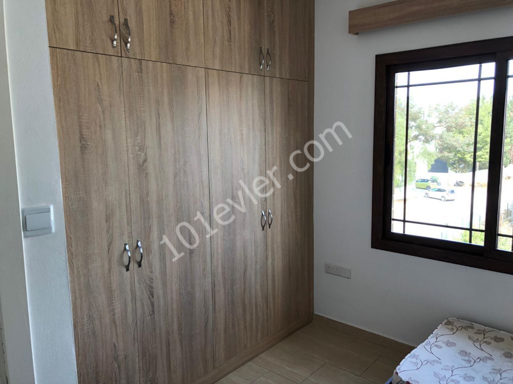 Lefkoşa Kızılbaş'ta 3+1 , Full Eşyalı , Ara Kat , Aylık Ödemeli Kiralık Daire 2.700 TL