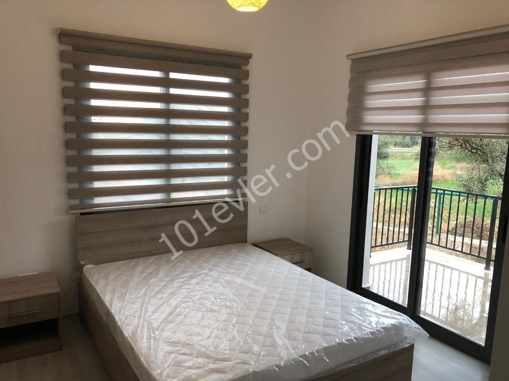 Flat To Rent in Zeytinlik, Kyrenia