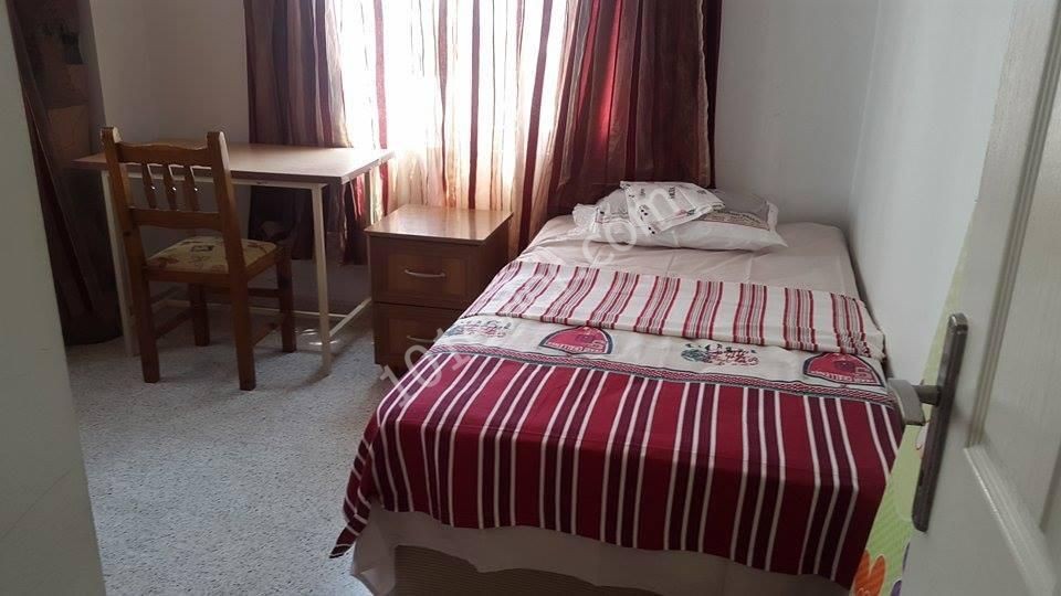 Lefkoşa Yenişehir City Royal Hotel Arkası 2+1 Aylık Ödemeli Kiralık Daire 2.500 TL