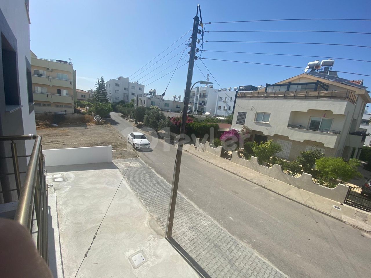 Zentral gelegen in Nikosia Gehrung 2+1, 85 m2 1. Etage 45.000 Stg Wohnungen zum Verkauf ** 