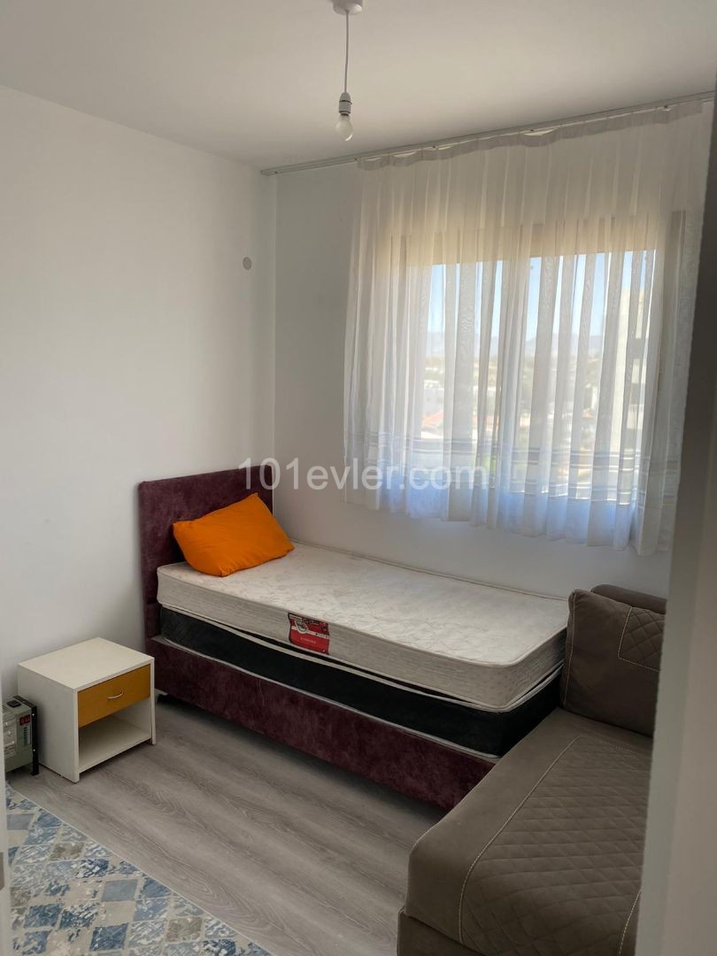 Lefkoşa Gönyeli'de 2+1, 85 m2 Full Eşyalı, Aylık Ödemeli Kiralık Daire 2.500 TL