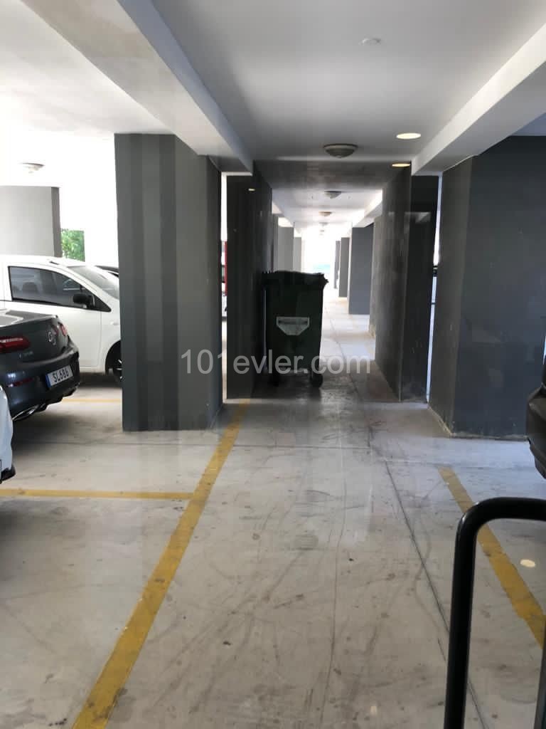 Girne Merkez'de Perla Sitesinde 1+1 64 m2 Lüks Daire 69.000 STG