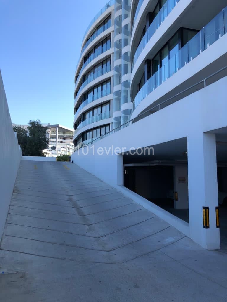 Girne Merkez'de Perla Sitesinde 1+1 64 m2 Lüks Daire 69.000 STG