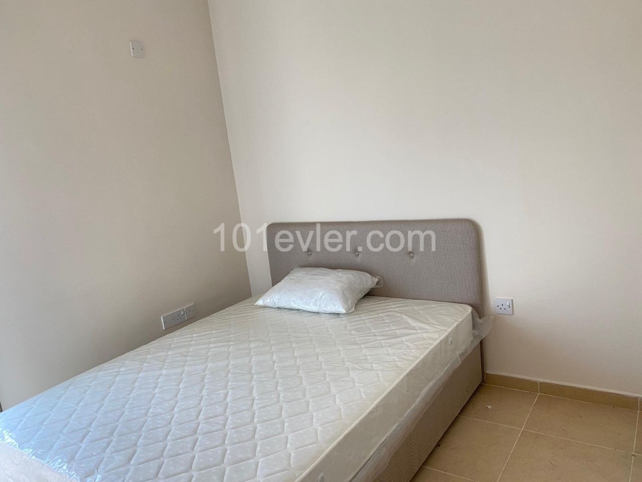 Nicosia Marmara is also 1. Jul 135 m2 3+1 Turkish semi-furnished clean apartment 56.000 stg ** 