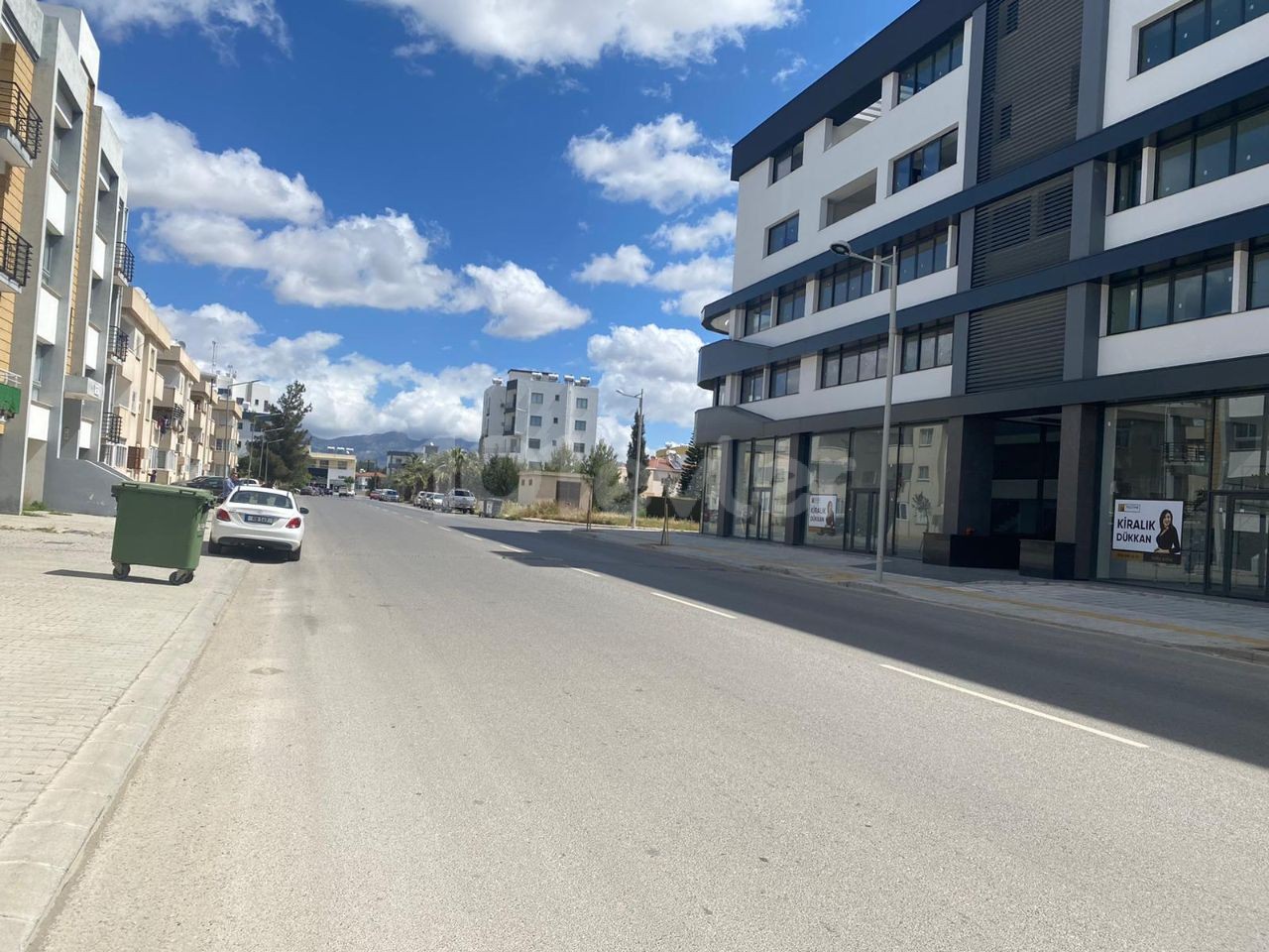 170m2 rental shops on the main road with high signage in Yenikent 1.700stg per month ** 