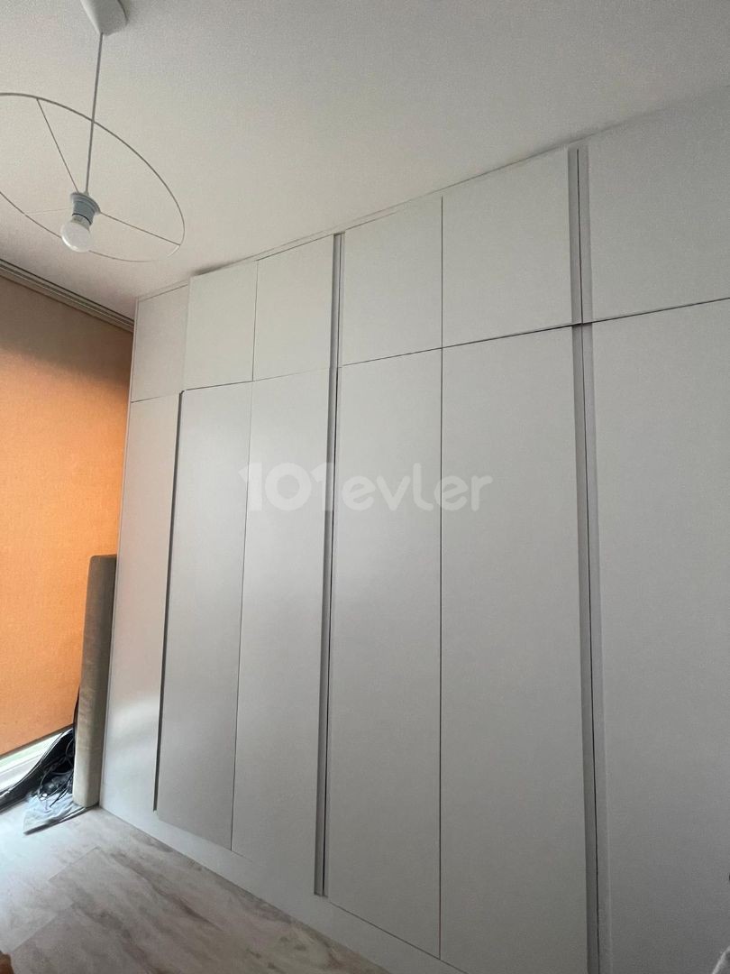 Dereboyunda 2+1 85m2 Modern Furnished and Centrally located apartment for sale 64,900stg ** 