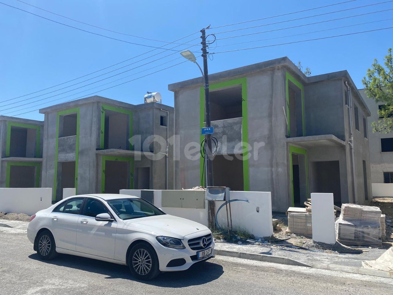 Hamitköy de 3 + 1, 200m2 hochwertige Materialien Luxus Handwerkskunst Türkische Villa zum Verkauf 125.000 stg ** 