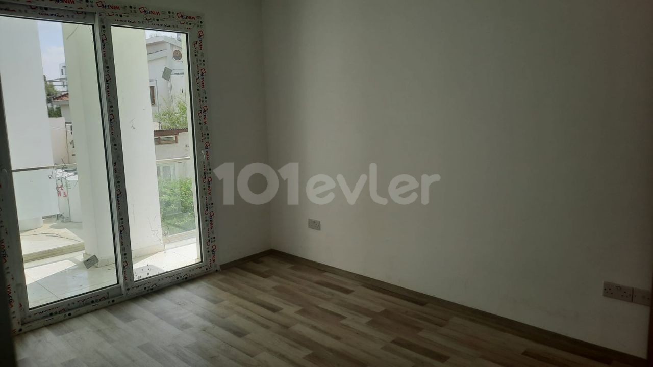 Lefkoşa' nın en tercih edilen bölgelerinden K.Kaymaklı 'da sıfır, 110 m² , 3+1 Daire 74,000stg 