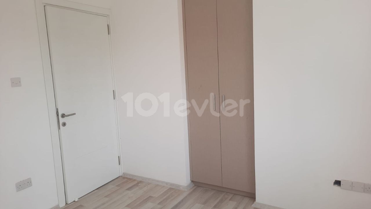 Die bevorzugte Gegend von Nikosia ist K.Kaymakli da zero, 110 m2, 3 + 1 Wohnung ab 74,000 stg ** 