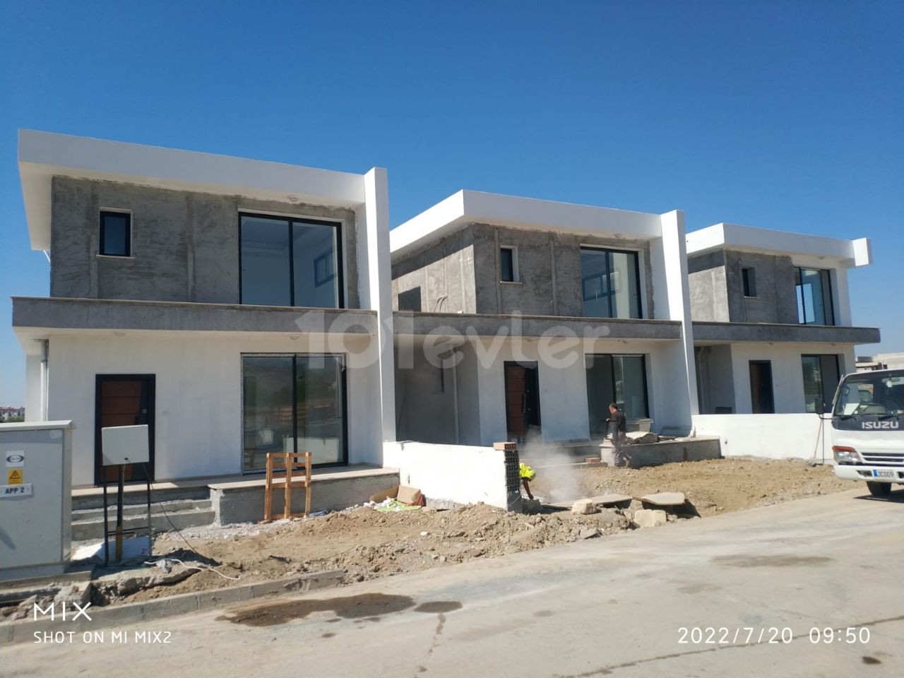 3 + 1 VILLAS WITH GARDEN AND GARAGE FOR SALE IN HAMITKOY at prices starting from stg 135,000 ** 