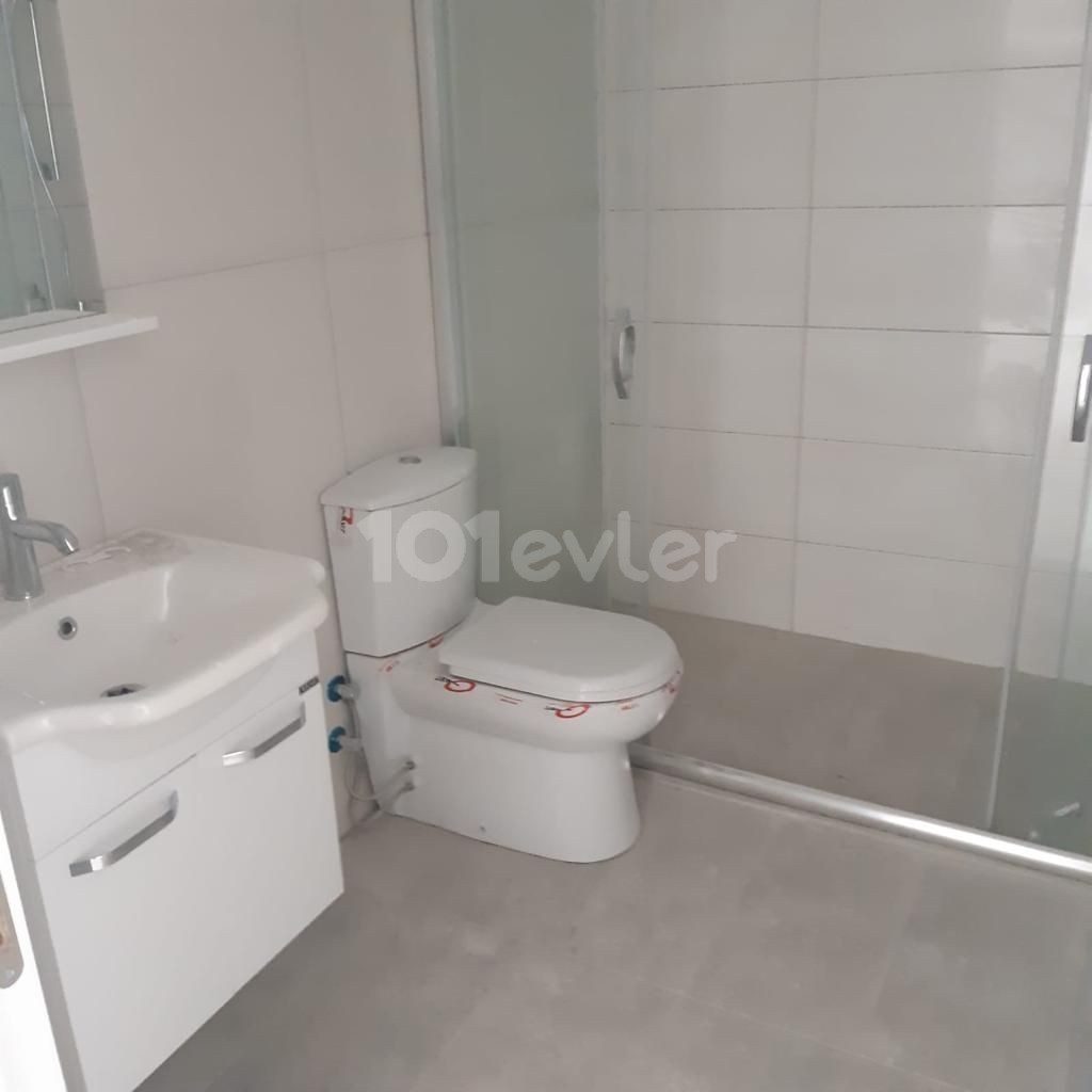 Gönyeli Merkez'de 2+1 full eşyalı yeni bina yeni daire yeni eşya Kiralık Daireler