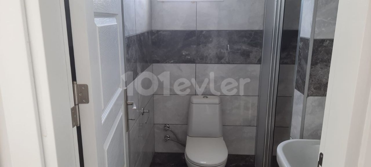 Lefkoşa Kızılbaş'ta 2+1 85 m² Asansörlü Satılık Daire 50,900 stg