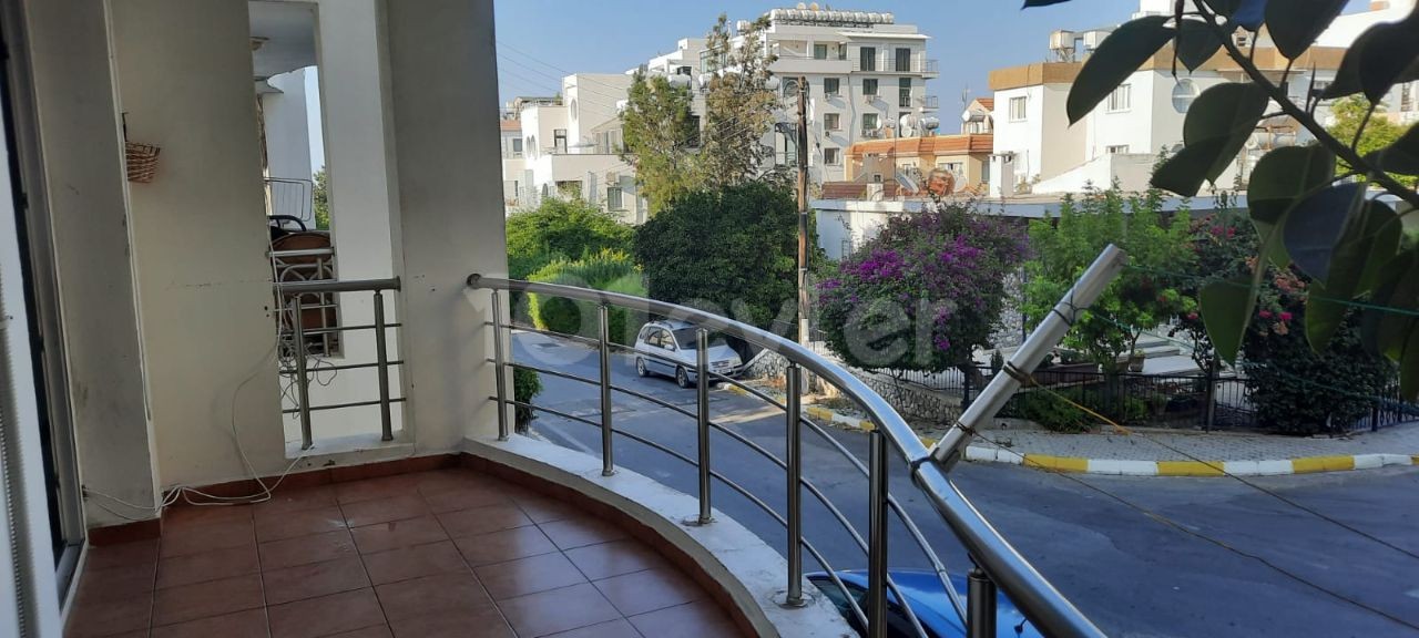 Girne Merkez'de 2+1 85m2 66,000stg