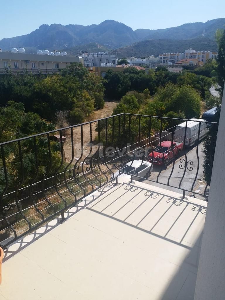 3 + 1 120m2 Apartment for Sale in Alsancak 59,000stg ** 