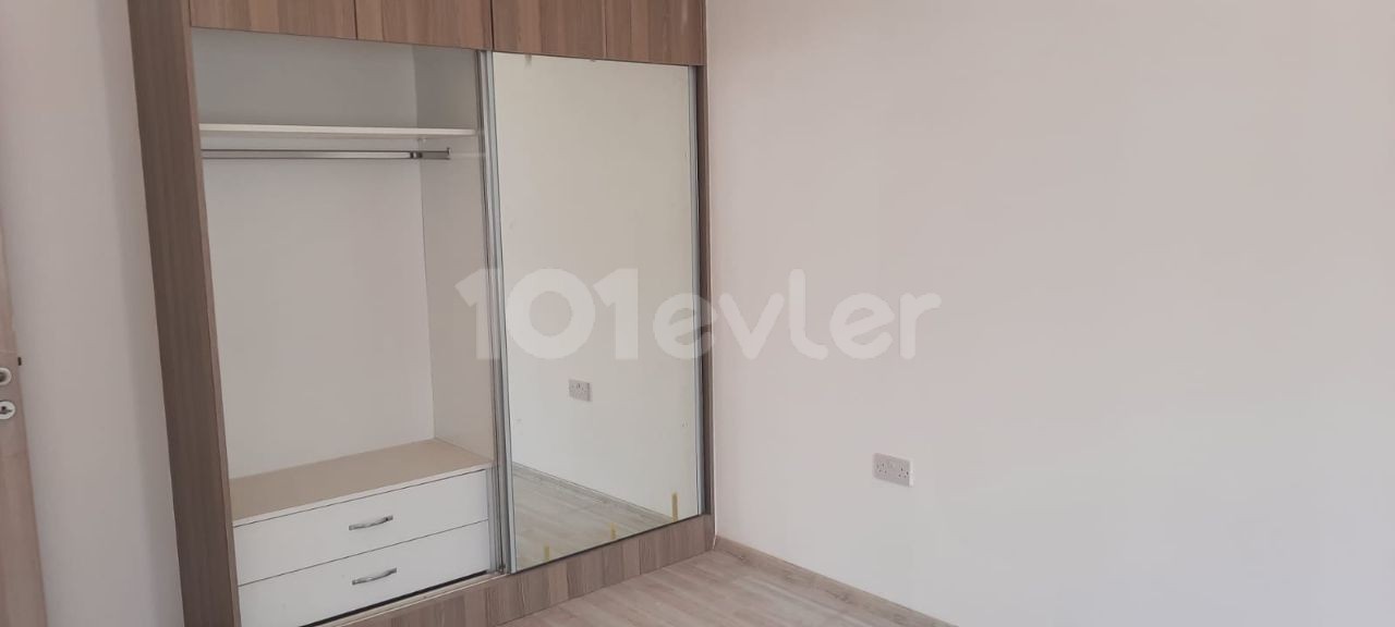 Dikmen'de 2+1 85 m² Satılık Daireler 39,900Stg