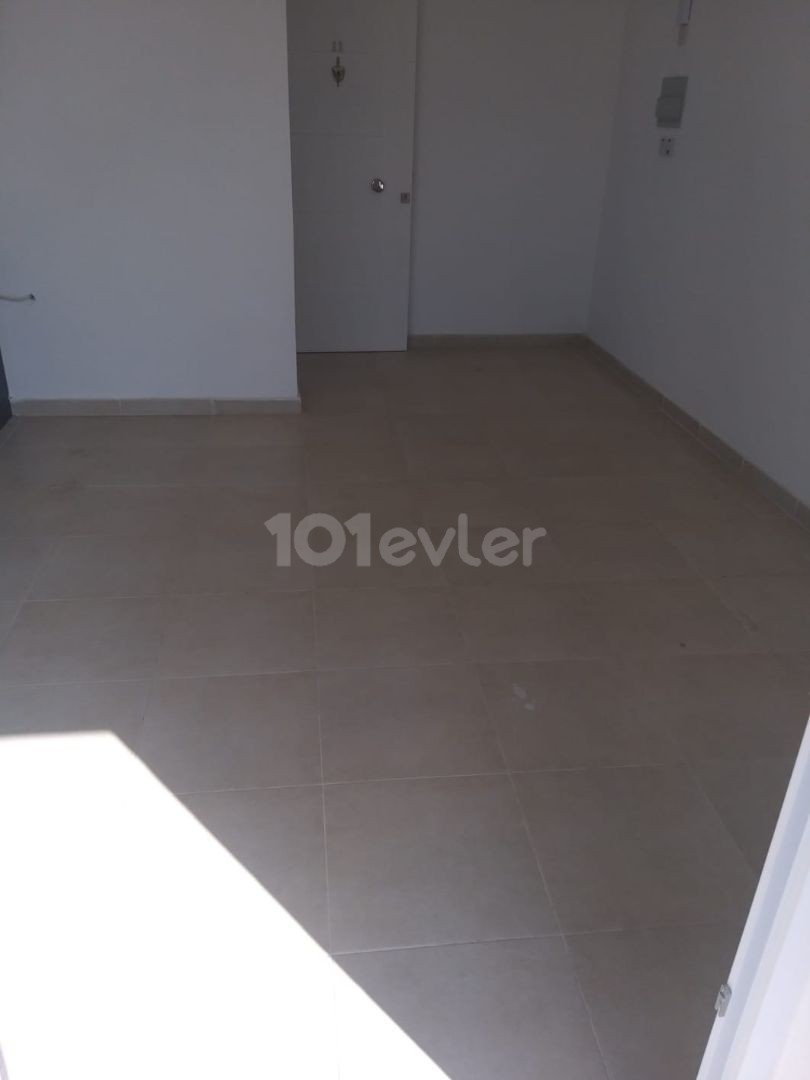 Gönyeli Dürümcübaba arkasında  3+1  110m2 Satılık Daire 48,000stg 