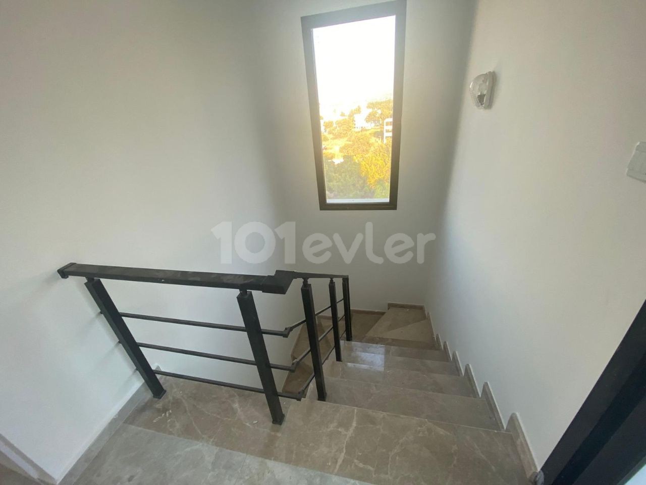 Duplex 2 +1 135m2 +100m2 Terrace with Sea and Mountain Views in the Center of Kyrenia is not closed Penthouse for Sale 135,000stg ** 